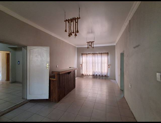4 BEDROOM FREESTANDING FOR SALE IN ELANDIA